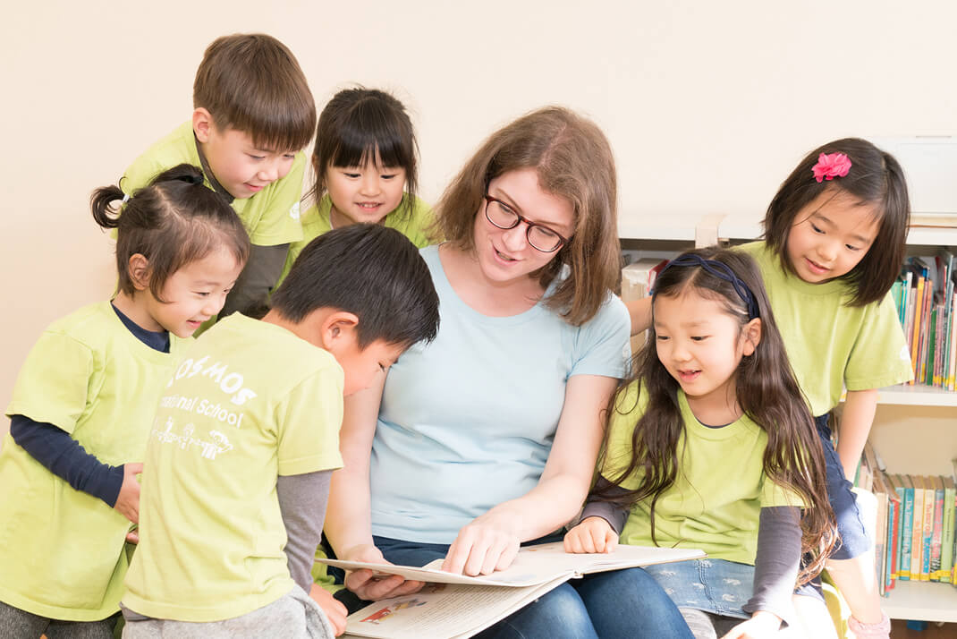Cosmos International Schoolは、英語で生活する学びの場